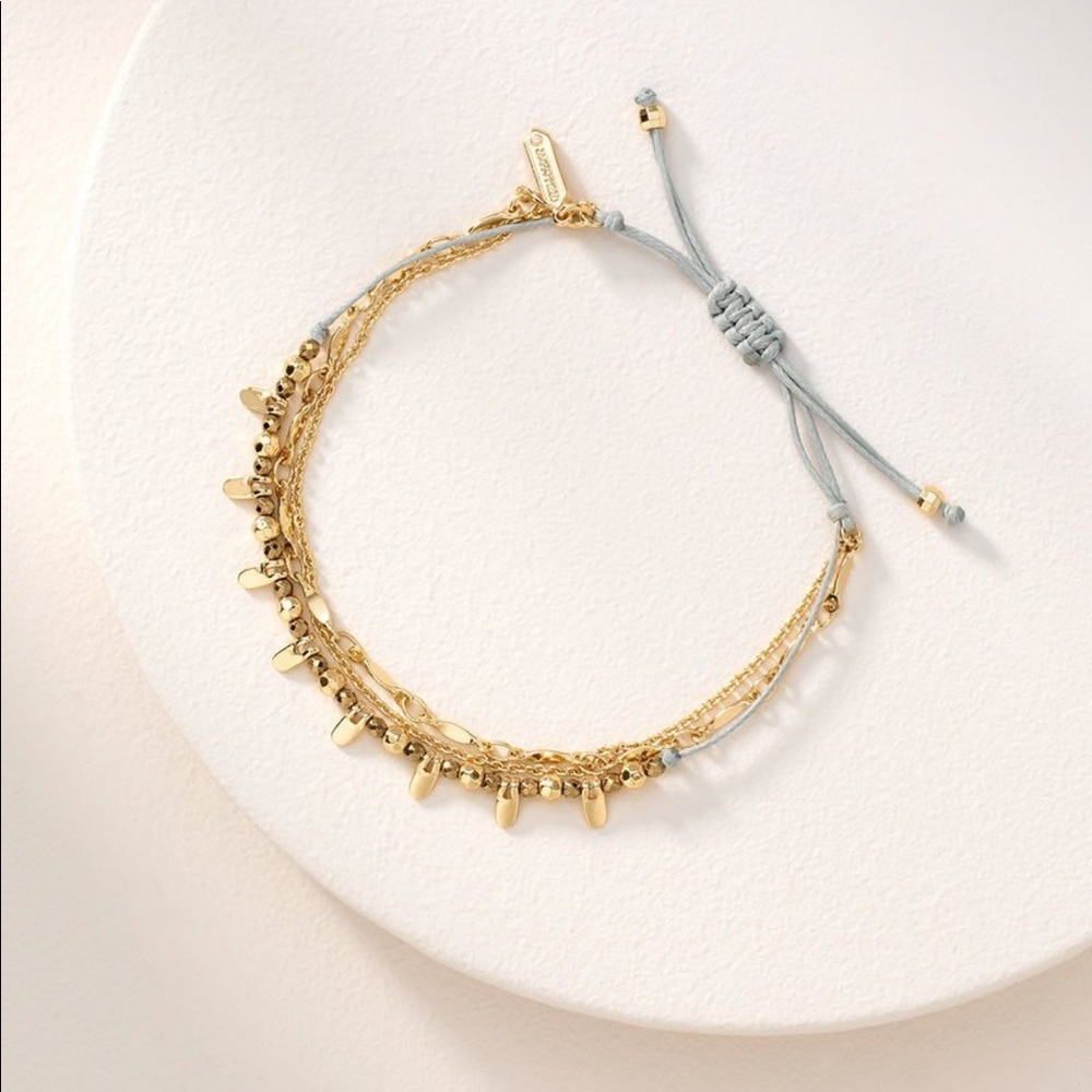 LAST CALL ❤️ NIB Stella and Dot Petal Bracelet